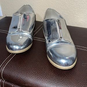 Comfy and mirror silver dress shoes